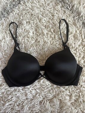 Victoria's Secret Bombshell Plunge Padded Bra Black